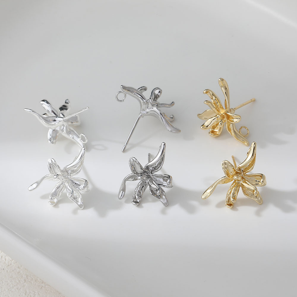 Clous d'oreilles en forme de f - Flower Supplies avis et prix