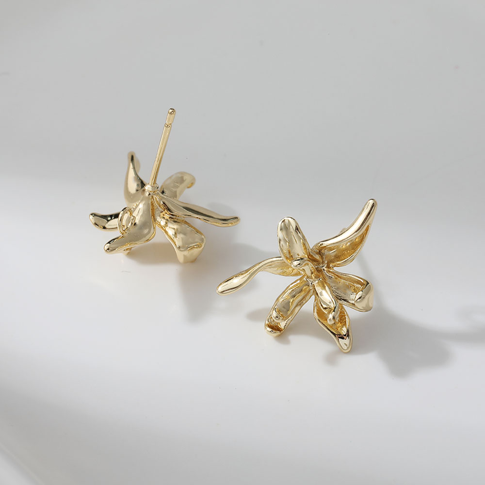 Clous d'oreilles en forme de f - Flower Supplies avis et prix